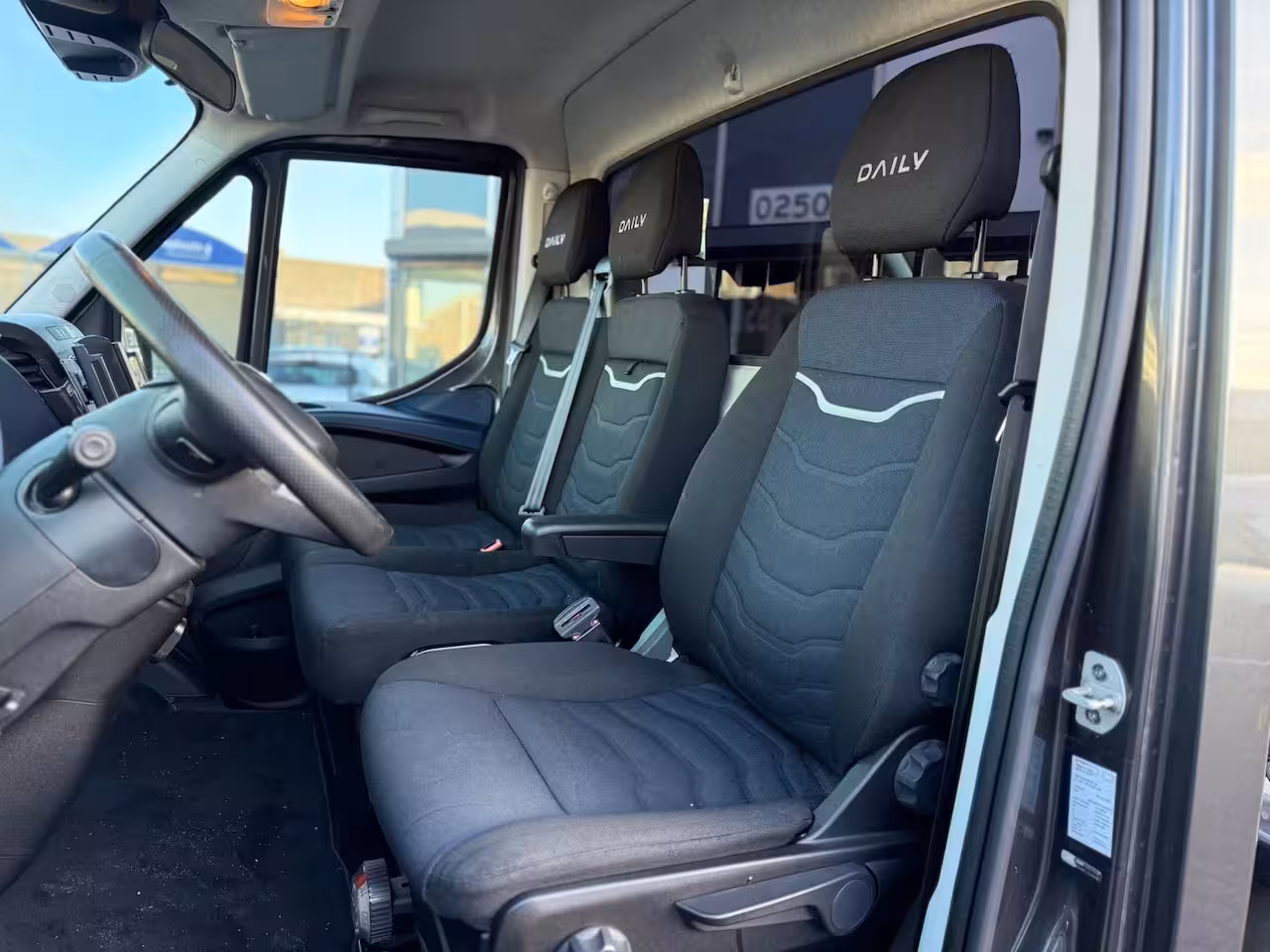 Iveco Daily 35S21 3.0 410 Oprijwagen AUTOMAAT CARPLAY-CLIMA-CRUISE-ELEKTRISCHE LIER-LED-LUCHTVERING-NA