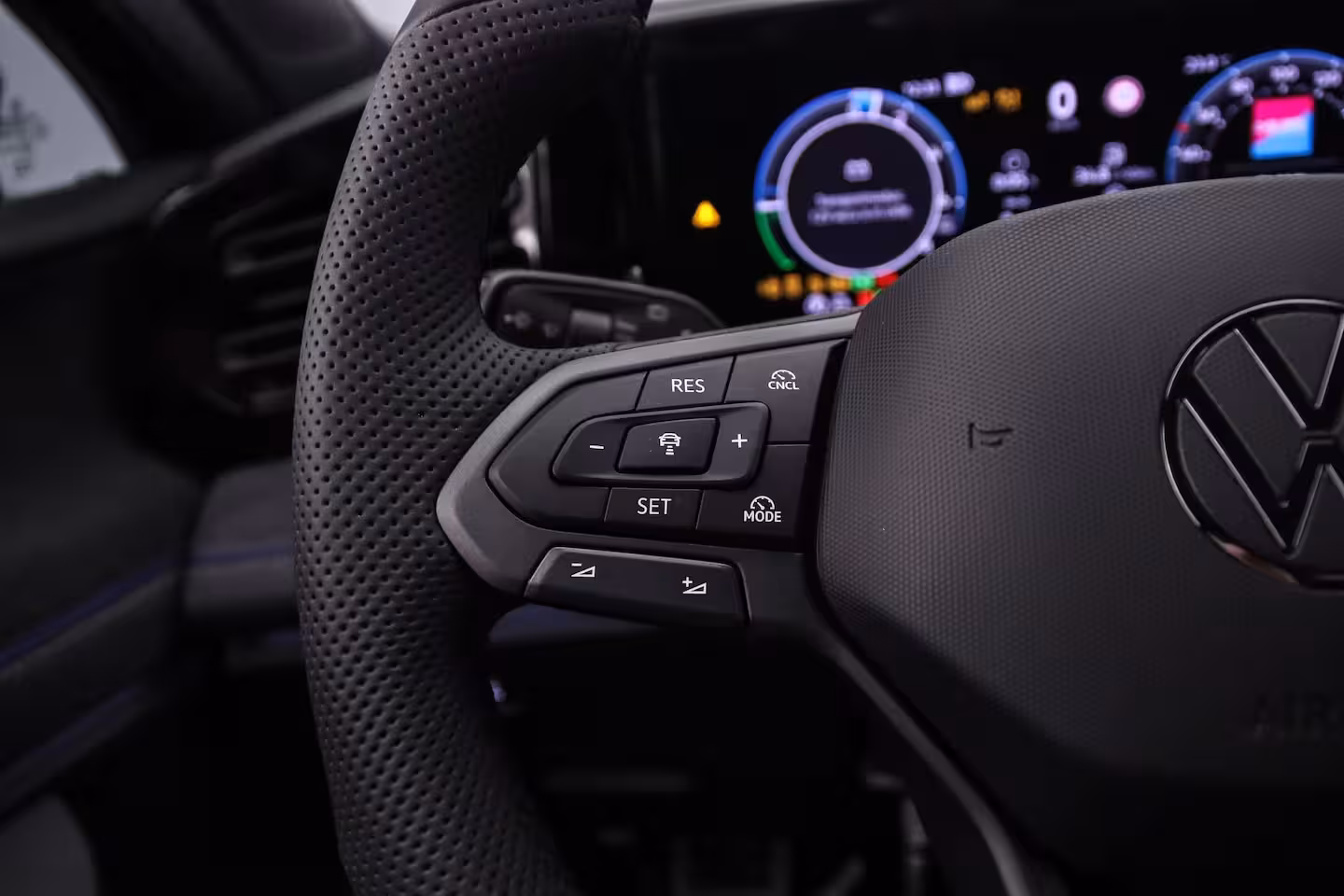 Volkswagen Tiguan 1.5 eHybrid 204pk R-Line Edition - eHybrid