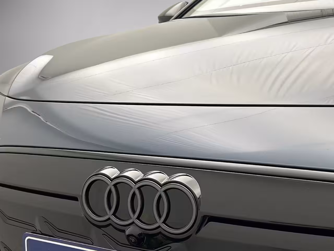 Audi A6 Sportback e-tron e-tron 286pk S edition - Zwart Optiek- Rode Remzadels -Privacy glas