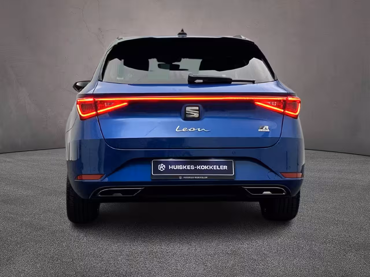 Seat Leon Sportstourer 1.5 TSI eHybrid 204pk FR Business - eHybrid €540, - private lease actie