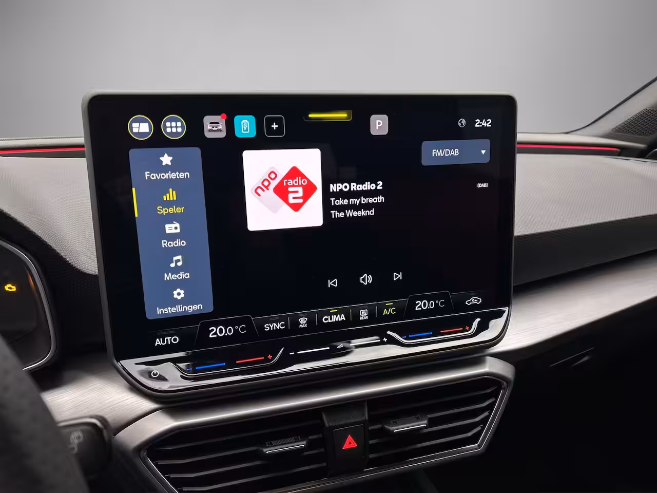 Seat Leon Sportstourer 1.5 TSI eHybrid 204pk FR Business - eHybrid €540, - private lease actie