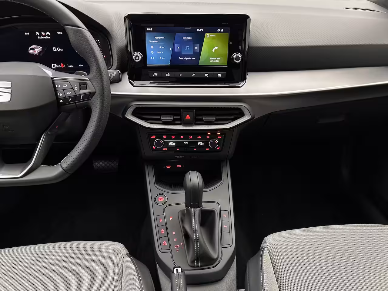 Seat Arona 1.0 TSI 115pk FR Business Connect €478, - private lease of €2.000, - inruilpremie