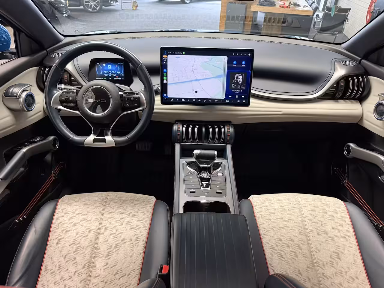 BYD Atto 3 DESIGN 60 kWh WLTP 420 KM * 45 STUKS OP VOORRAAD* APPLE CARPLAY/ ANDROID AUTO ELEK. ACHTER