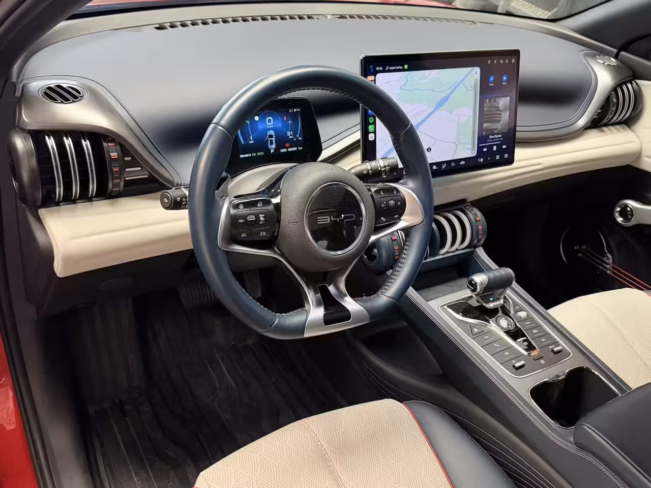 BYD Atto 3 (SOH 93%) DESIGN 60 kWh WLTP 420 KM * 45 STUKS OP VOORRAAD* APPLE CARPLAY/ ANDROID AUTO EL