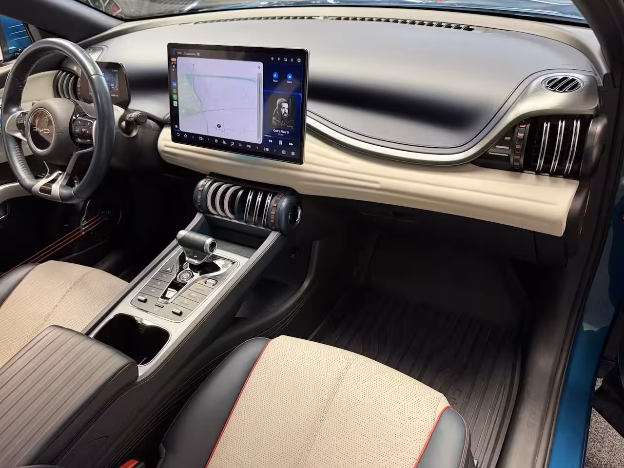BYD Atto 3 (SOH 94%) DESIGN 60 kWh WLTP 420 KM * 45 STUKS OP VOORRAAD* APPLE CARPLAY/ ANDROID AUTO EL