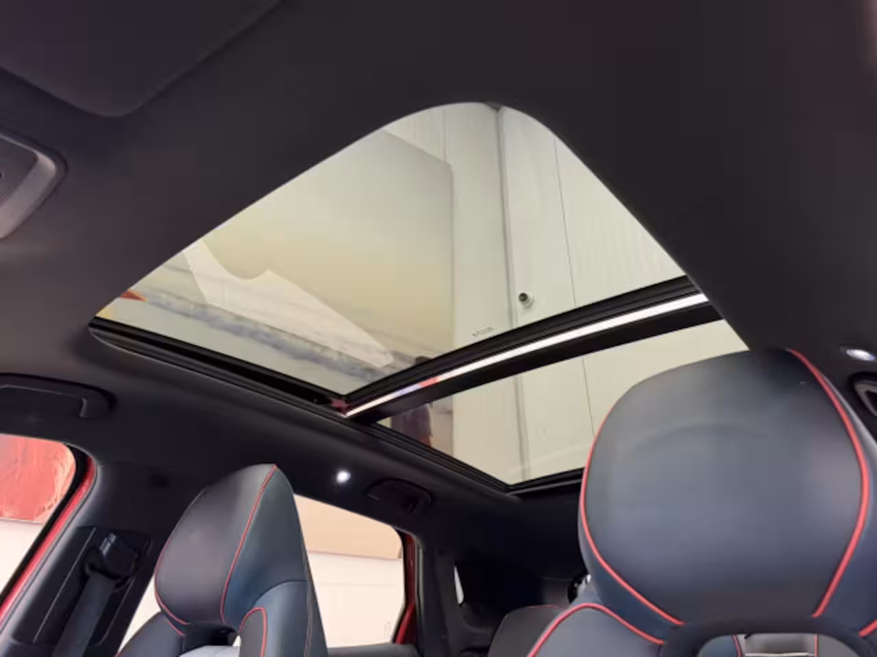 BYD Atto 3 (SOH 94%) DESIGN 60 kWh WLTP 420 KM * 45 STUKS OP VOORRAAD* APPLE CARPLAY/ ANDROID AUTO EL