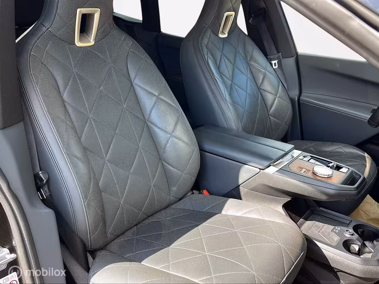 BMW iX xDrive40 High Executive Pano Harman/Kardon Trekhaak