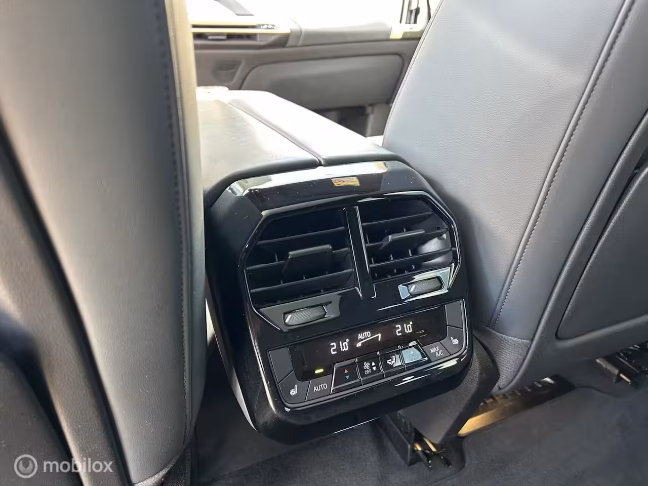 BMW iX xDrive40 High Executive Pano Harman/Kardon Trekhaak