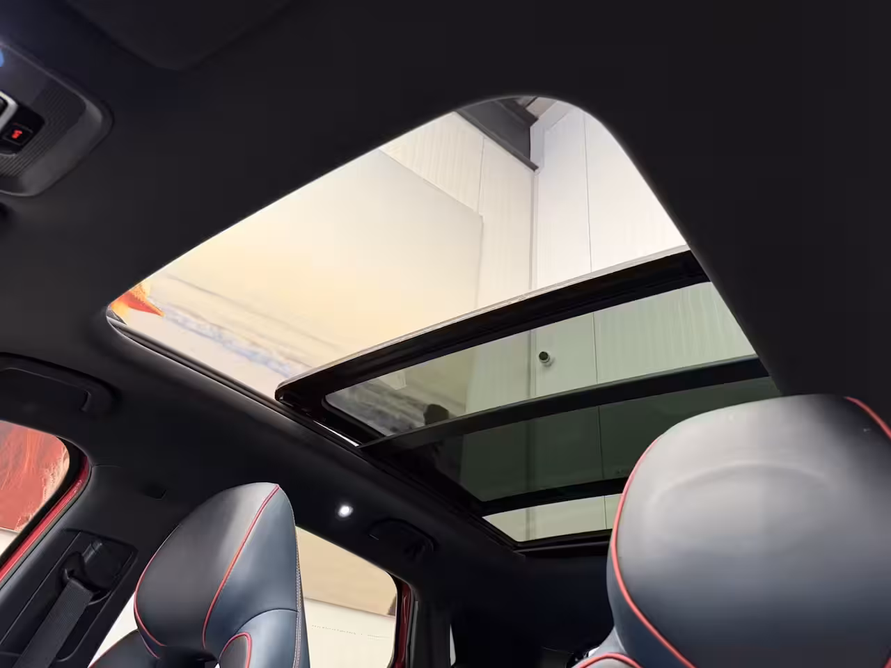 BYD Atto 3 (SOH 94%) DESIGN 60 kWh WLTP 420 KM * 45 STUKS OP VOORRAAD* APPLE CARPLAY/ ANDROID AUTO EL