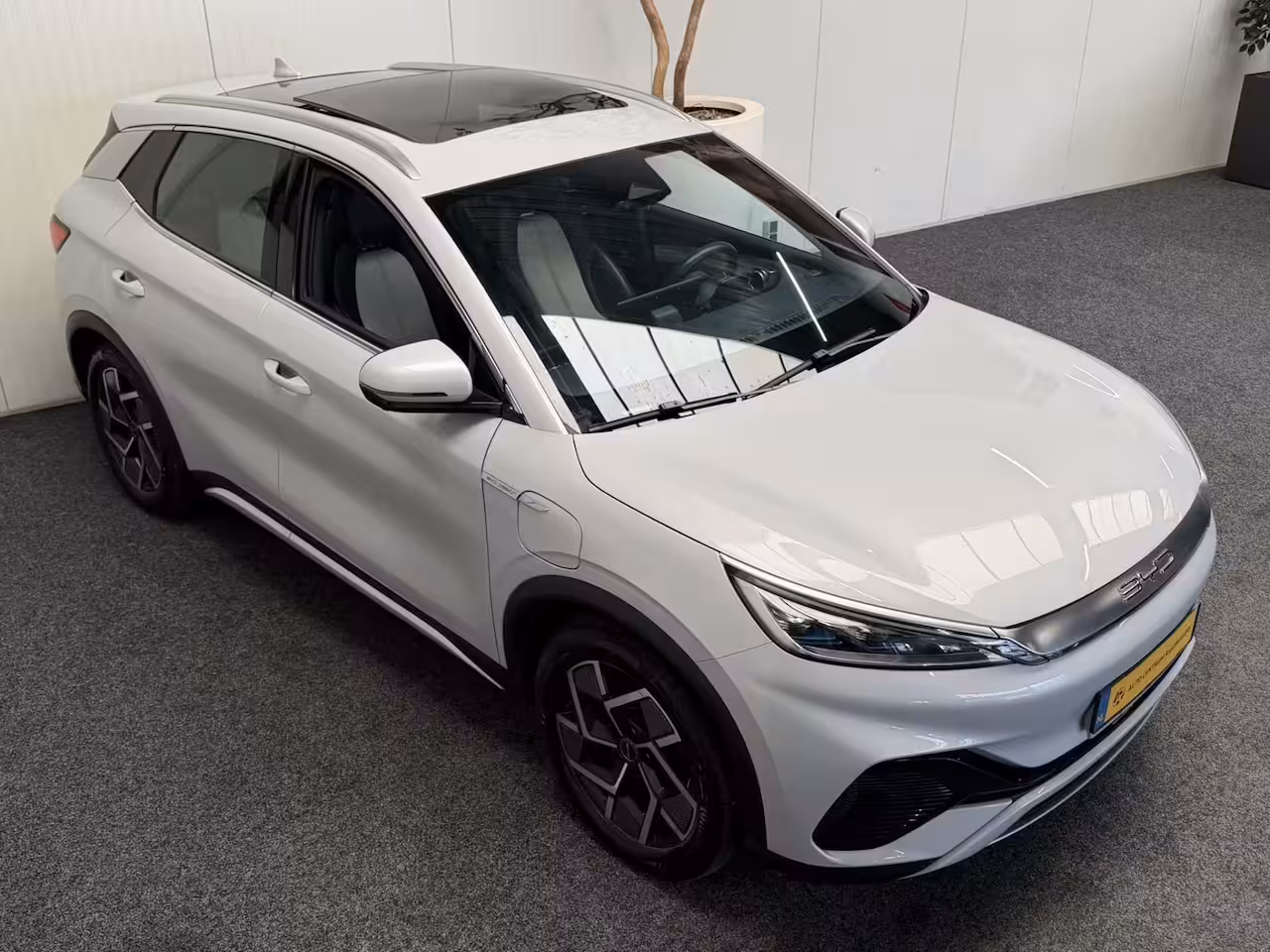 BYD Atto 3 (SOH 94%) DESIGN 60 kWh WLTP 420 KM * 45 STUKS OP VOORRAAD* APPLE CARPLAY/ ANDROID AUTO EL