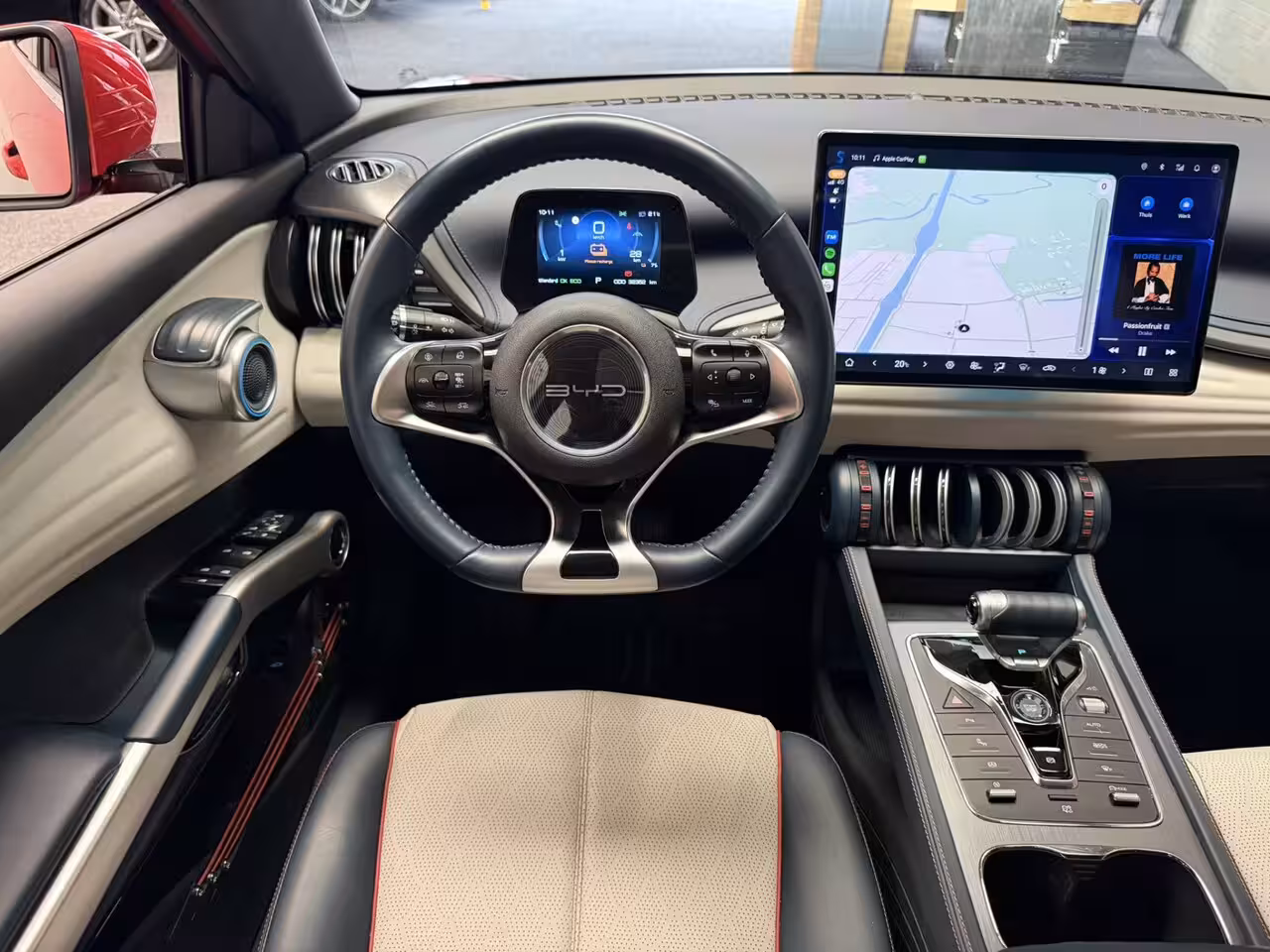 BYD Atto 3 (SOH 93%) DESIGN 60 kWh WLTP 420 KM * 45 STUKS OP VOORRAAD* APPLE CARPLAY/ ANDROID AUTO EL