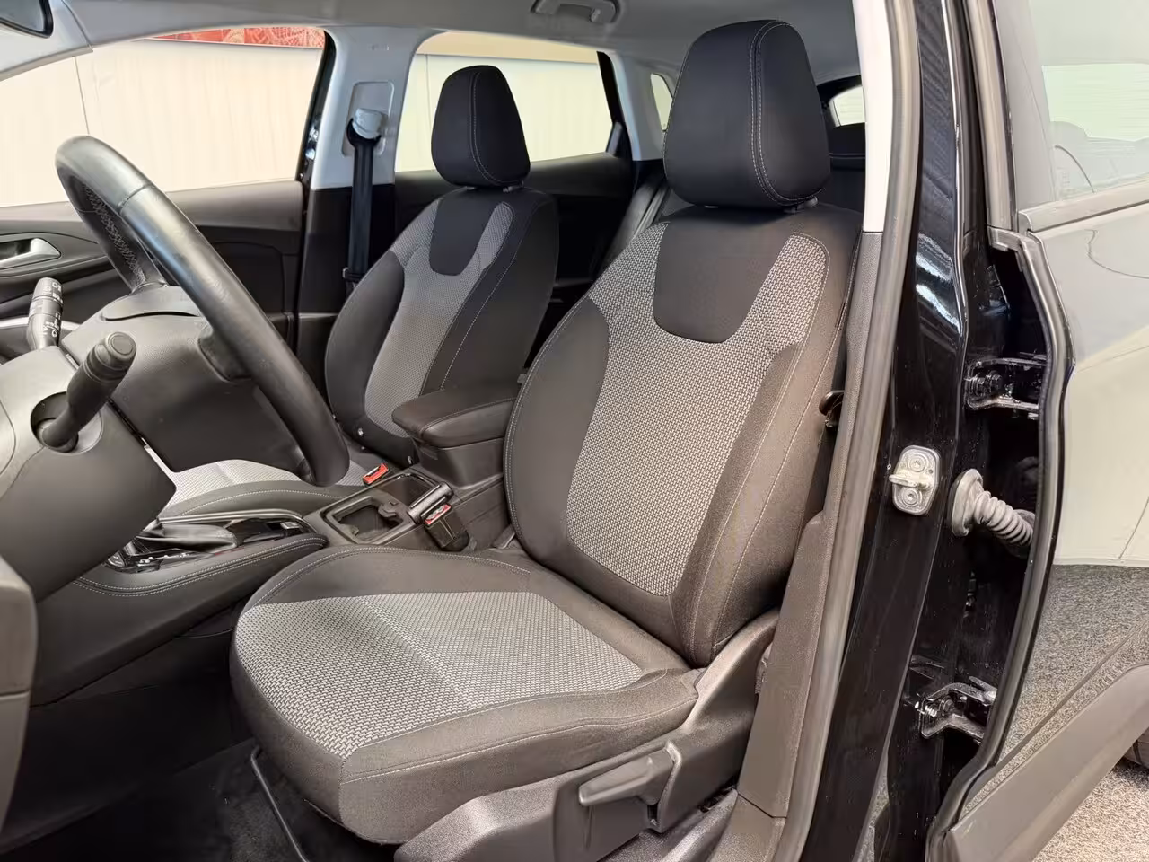 Opel Grandland X 1.2 TURBO BUSINESS EDITION NAVIGATIE CRUISE CONTROL APPLE CARPLAY/ANDROID RIJSTROOKSENSORE