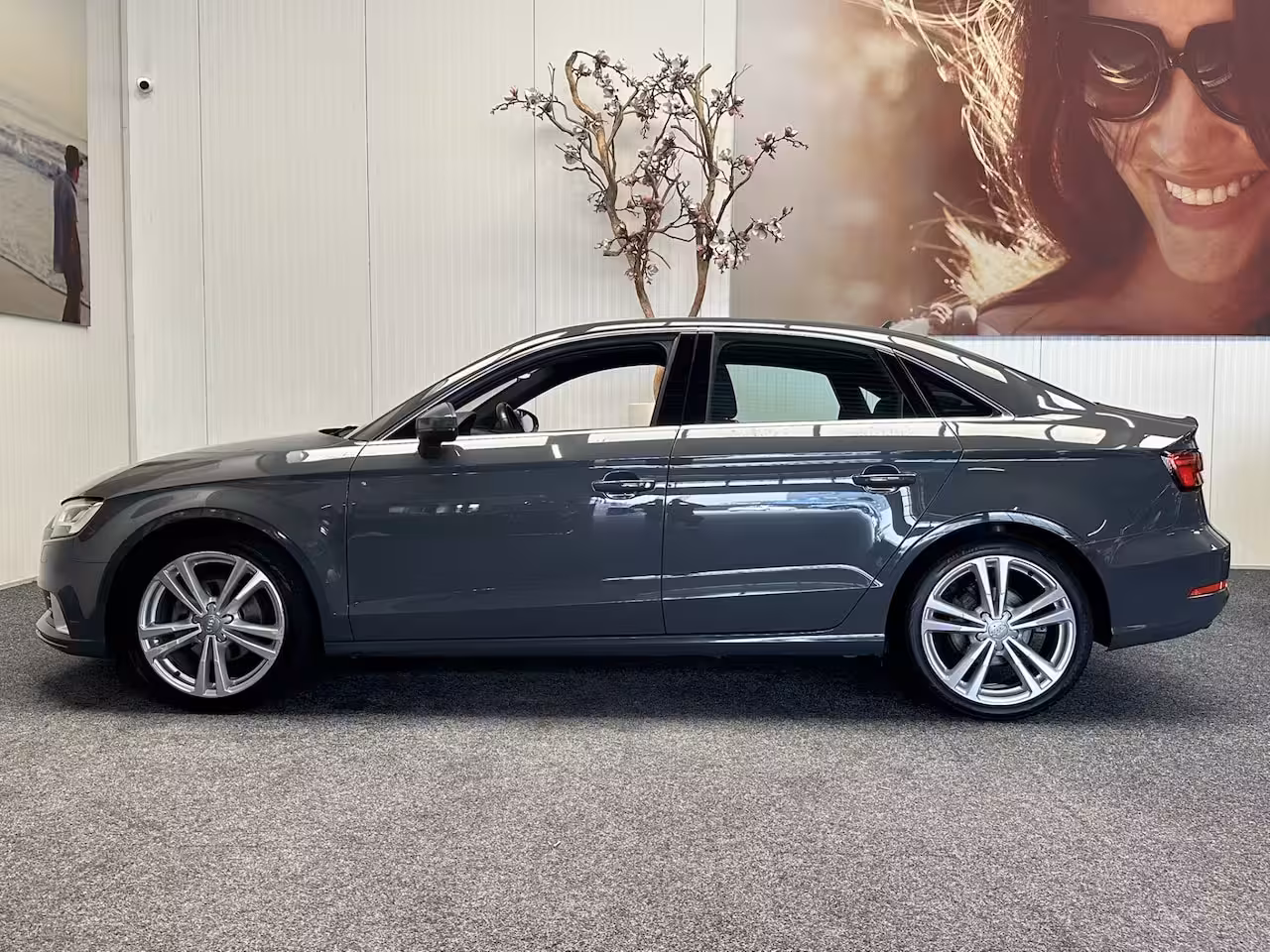 Audi A3 Limousine 1.0 TFSI SPORT LEASE EDITION NAVIGATIE CRUISE CONTROL AIRCO BLUETOOTH TELEFOON MEDIA VOORB