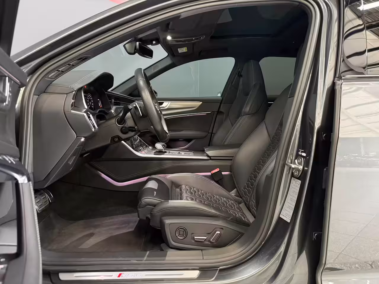 Audi RS6 TFSI quattro HUD | Trekhaak | Pano | Keramisch