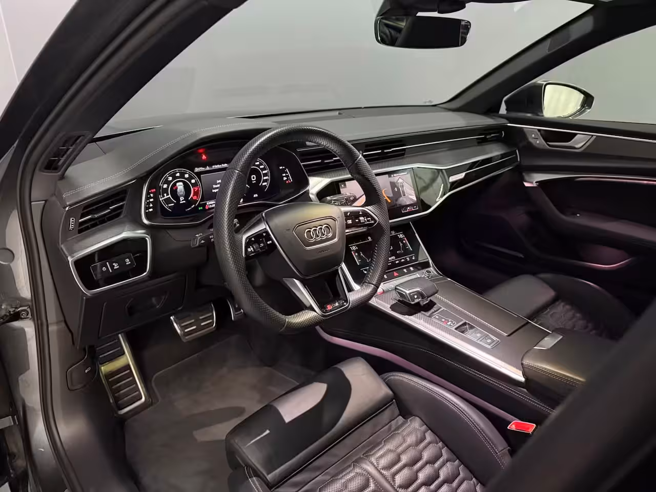 Audi RS6 TFSI quattro HUD | Trekhaak | Pano | Keramisch