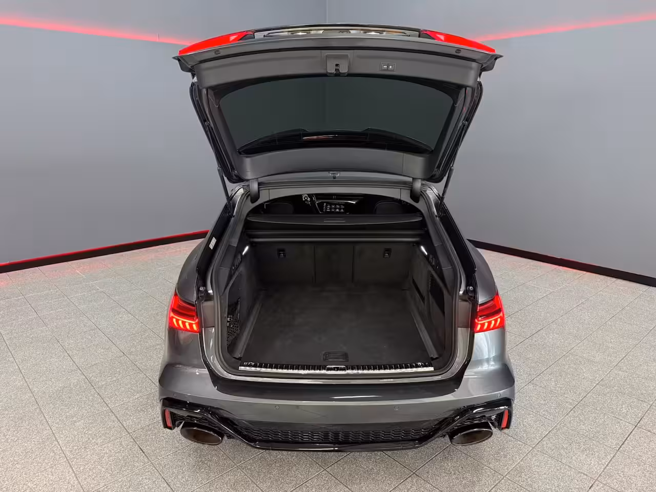 Audi RS6 TFSI quattro HUD | Trekhaak | Pano | Keramisch