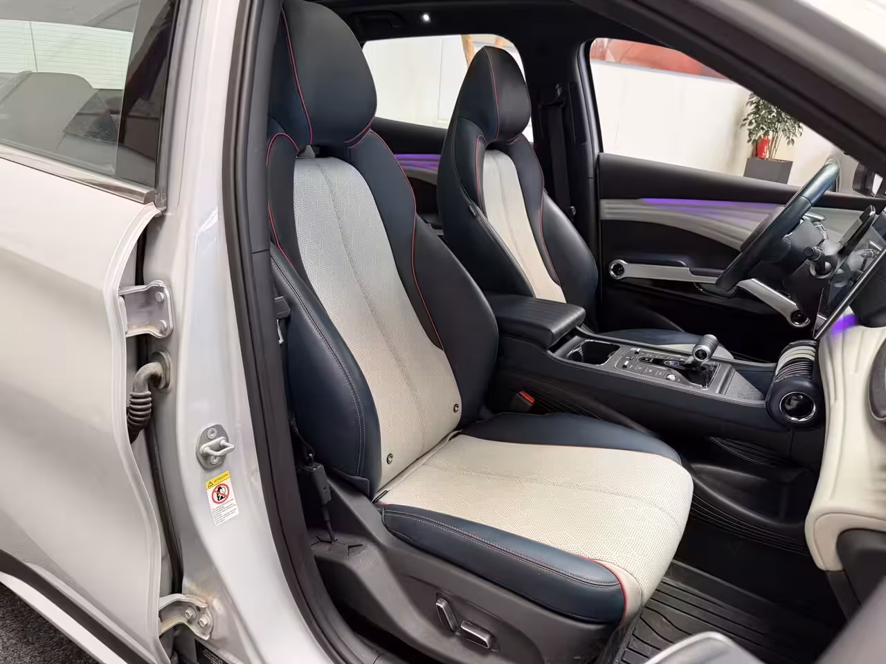 BYD Atto 3 (SOH 96%) DESIGN 60 kWh WLTP 420 KM * 45 STUKS OP VOORRAAD* APPLE CARPLAY/ ANDROID AUTO EL