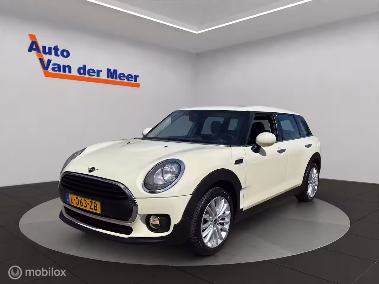 Mini Clubman 1.5 One Chili