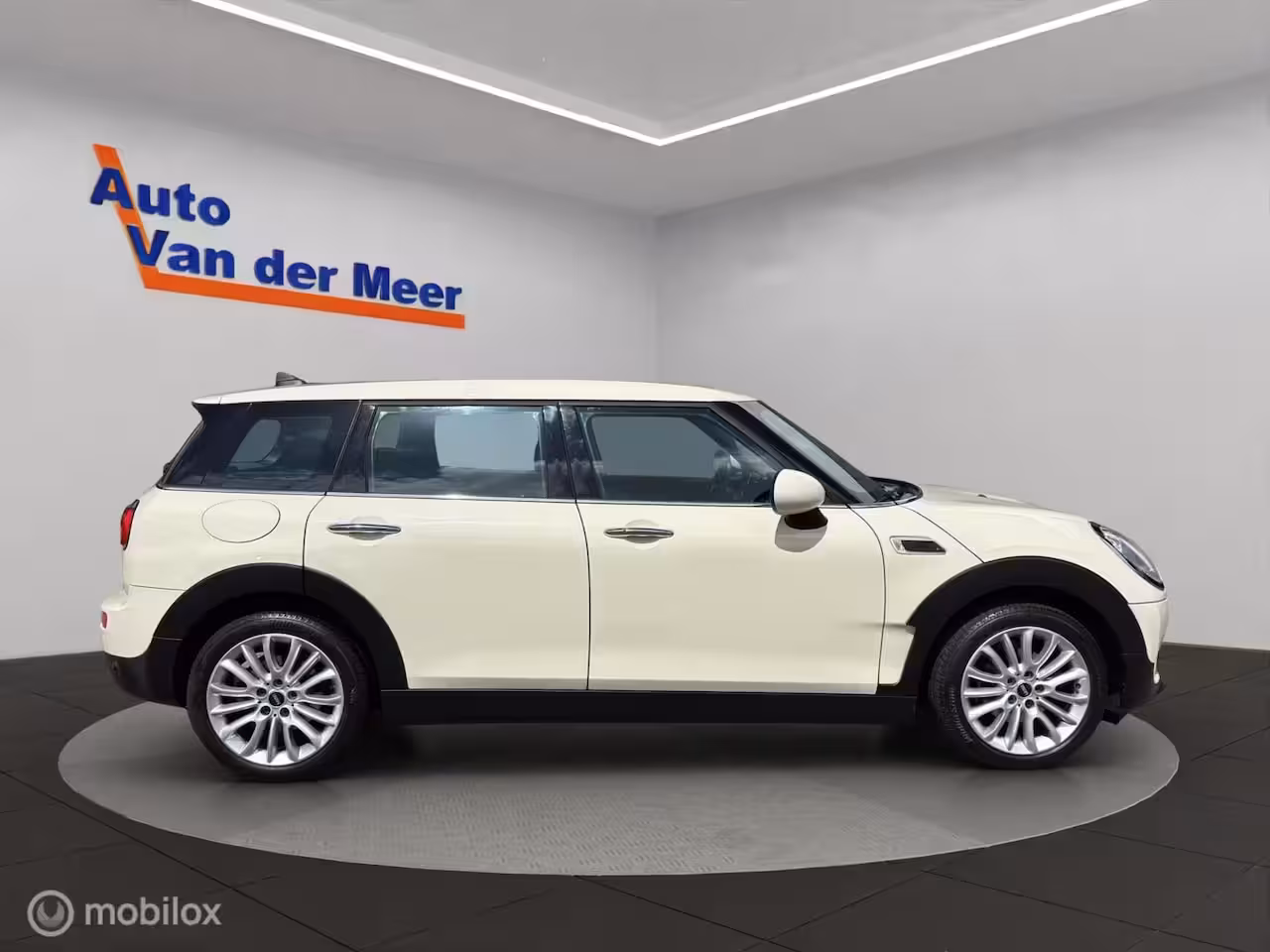 Mini Clubman 1.5 One Chili