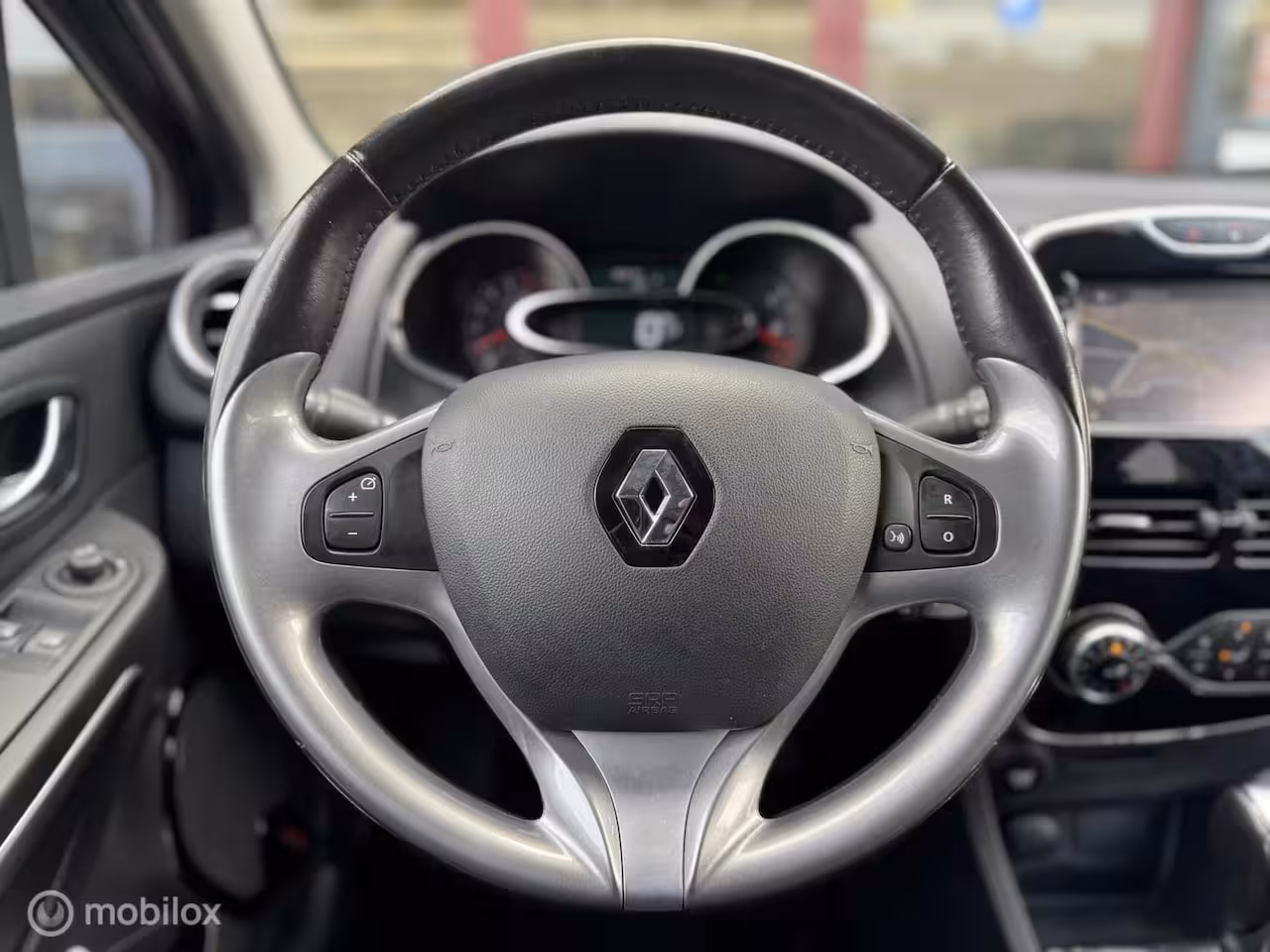 Renault Clio Estate 1.2 TCe Intens / Limited
