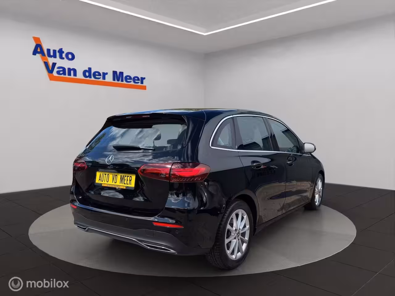 Mercedes-Benz B-klasse 180 Luxury Line | Carplay | trekhaak | etc