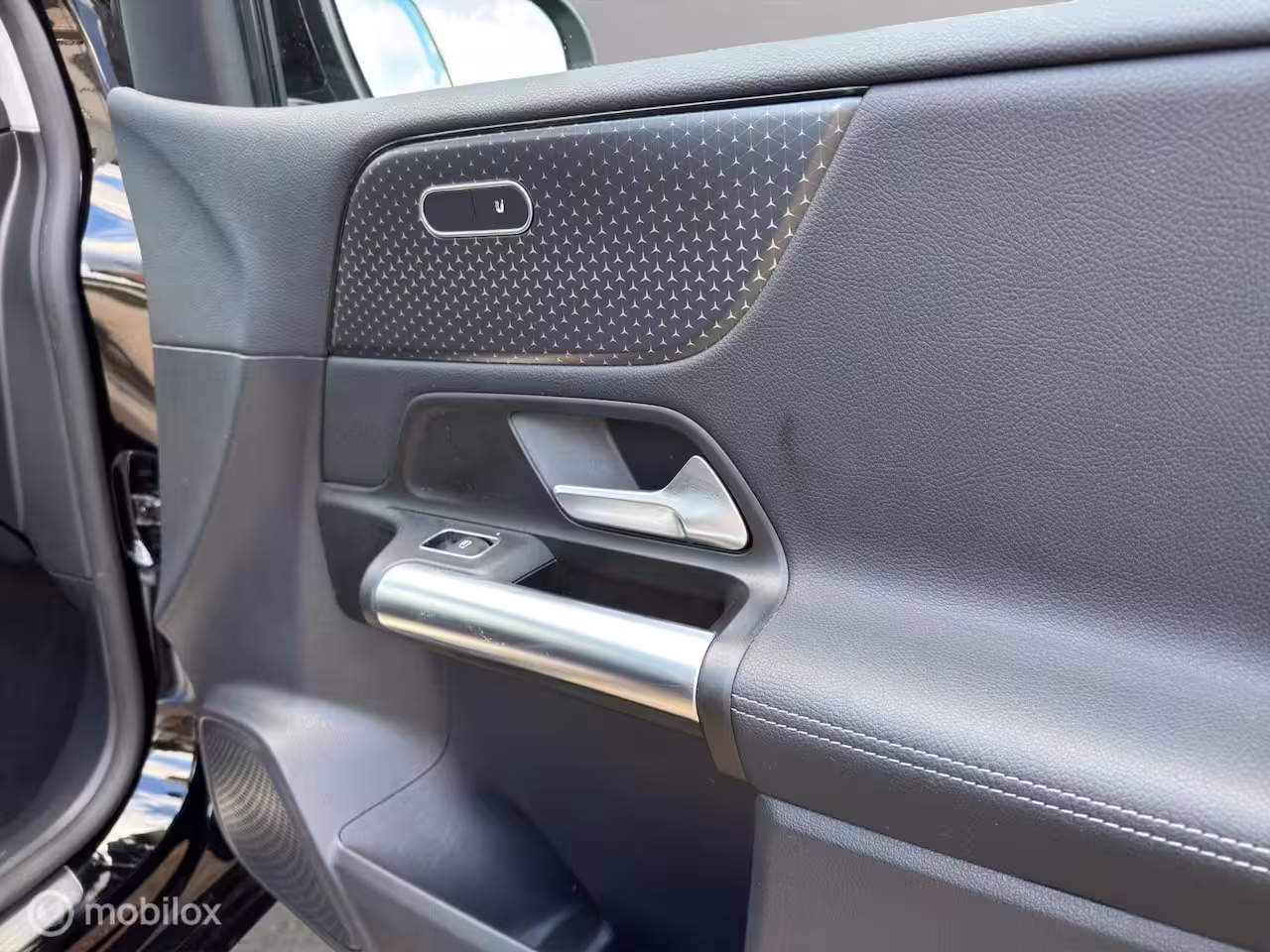 Mercedes-Benz B-klasse 180 Luxury Line | Carplay | trekhaak | etc