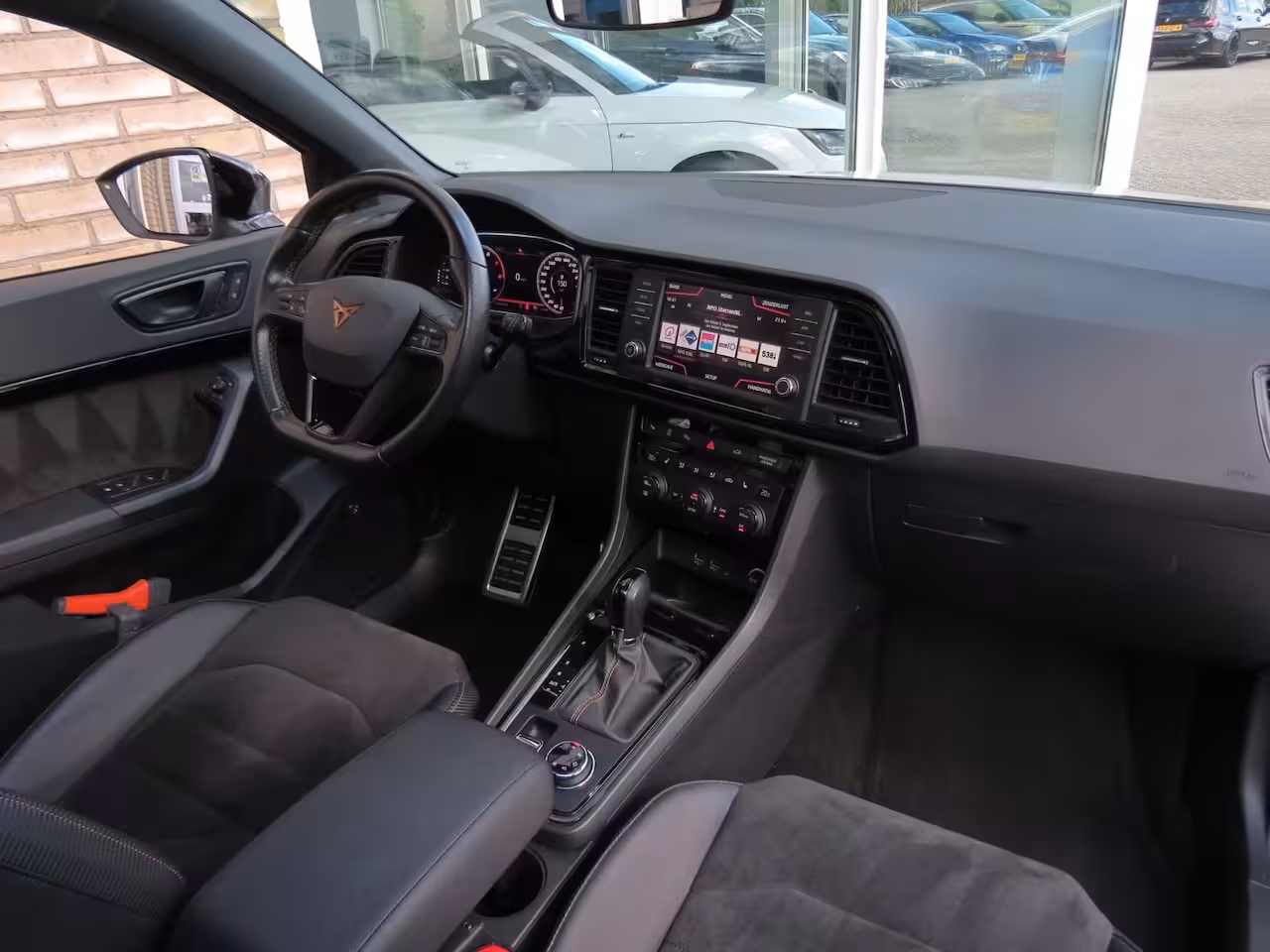 Cupra Ateca 2.0 TSI 300 4DRIVE 360 Camera|PANO|BEATS Audio|CarPlay|Navi|Winter Pakket|DiGi-Dash|Clima|