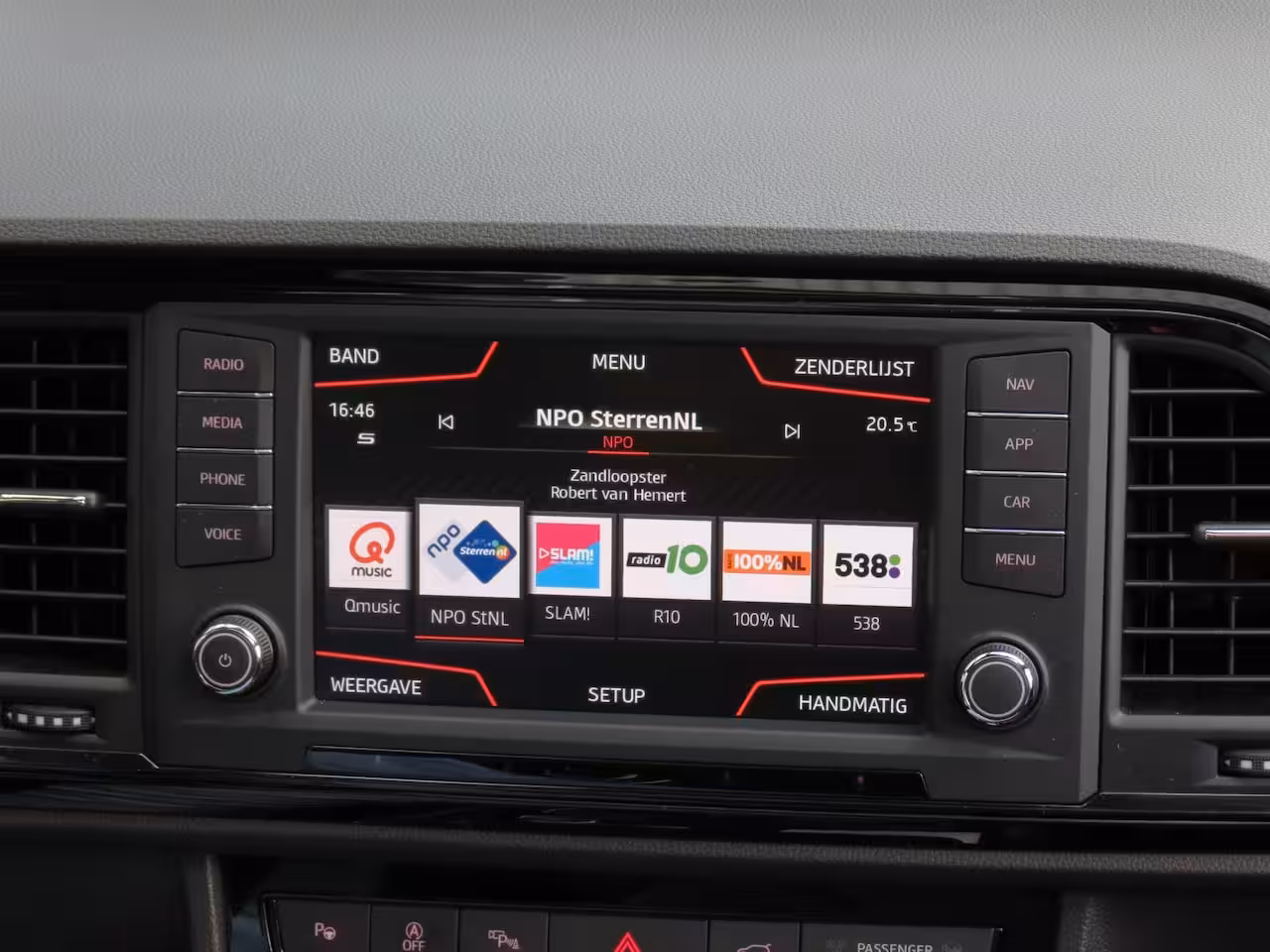 Cupra Ateca 2.0 TSI 300 4DRIVE 360 Camera|PANO|BEATS Audio|CarPlay|Navi|Winter Pakket|DiGi-Dash|Clima|