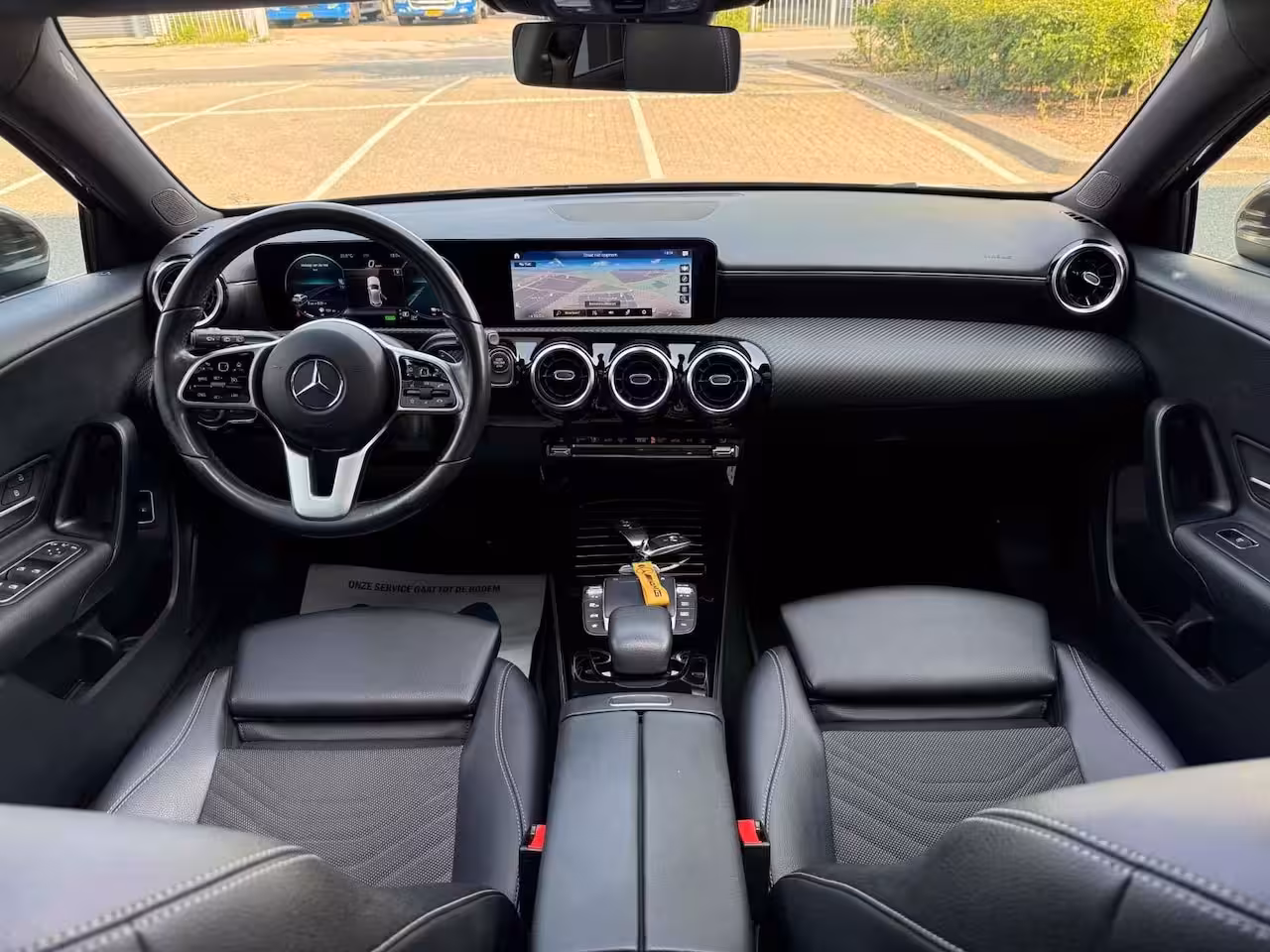 Mercedes-Benz A-klasse 250 e AMG LED/PDC/CAM/LM17/LEER/NAVI