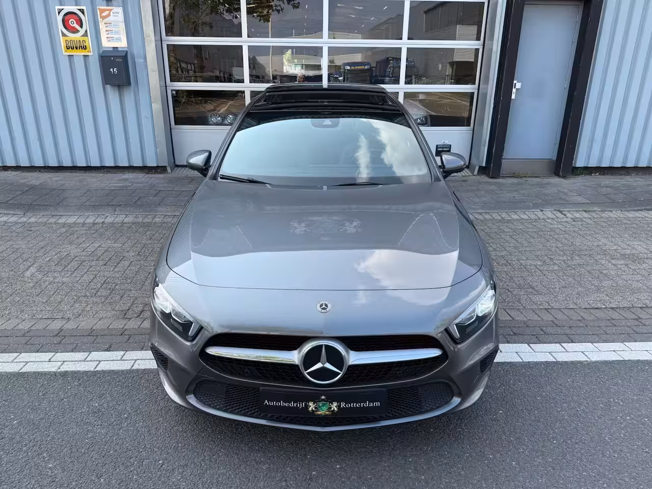 Mercedes-Benz A-klasse 250 e AMG LED/PDC/CAM/LM17/LEER/NAVI