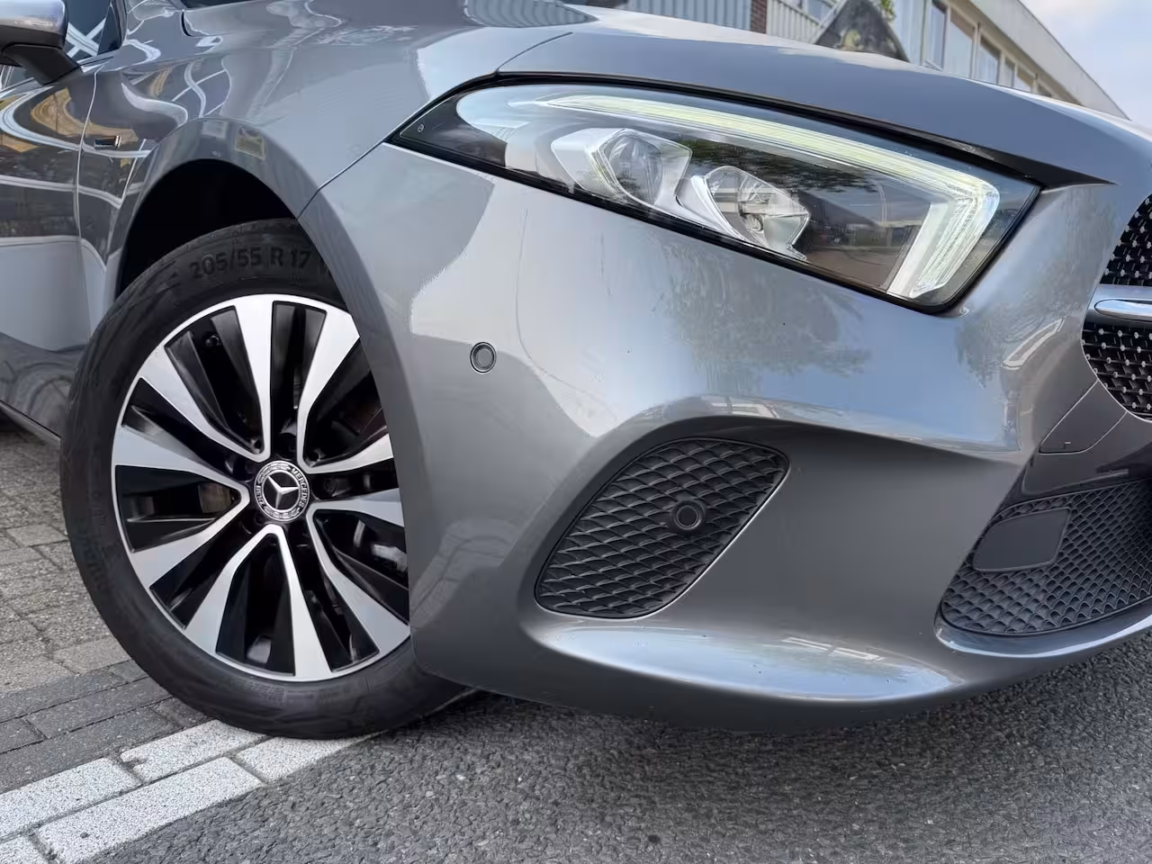 Mercedes-Benz A-klasse 250 e AMG LED/PDC/CAM/LM17/LEER/NAVI