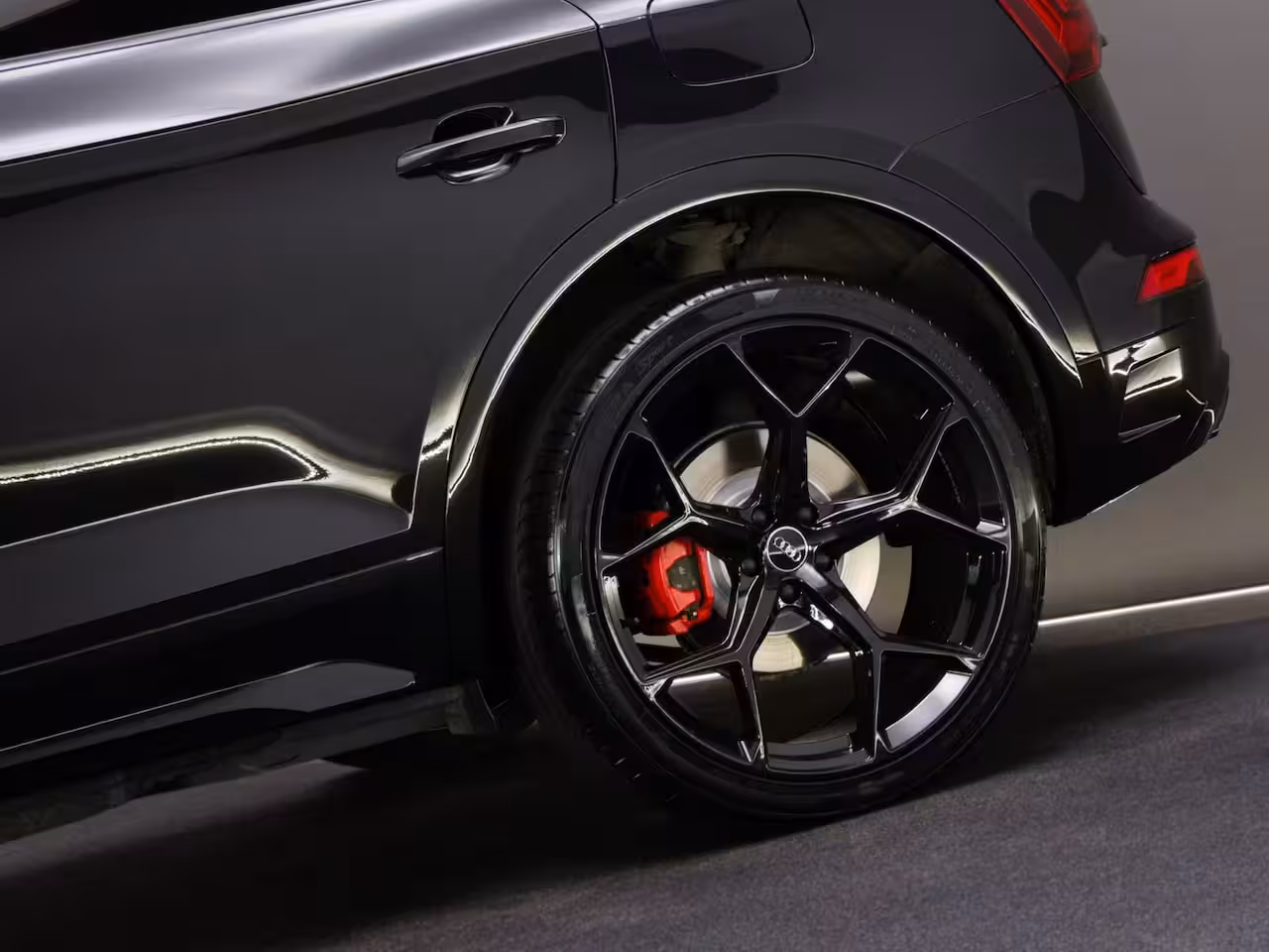 Audi Q5 50 TFSI e S-Line Edition Competition (RS-STOELEN, PANO, ACC, B&O, TREKHAAK, APPLE CARPLAY/