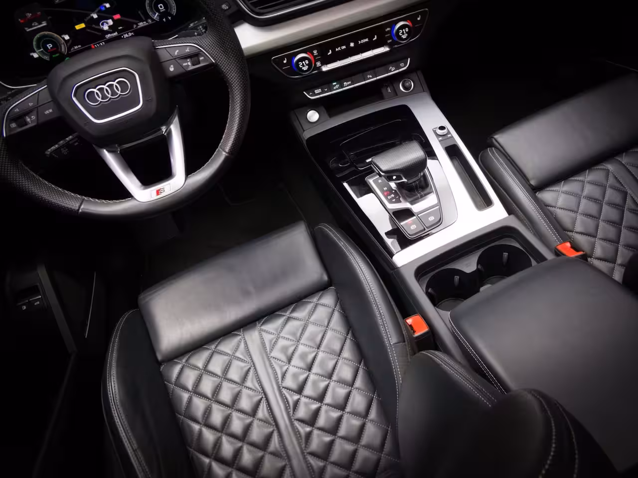 Audi Q5 50 TFSI e S-Line Edition Competition (RS-STOELEN, PANO, ACC, B&O, TREKHAAK, APPLE CARPLAY/