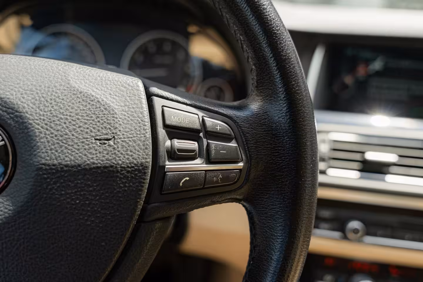 BMW 5-serie Touring 520i Executive CRUISE CONTROL/GOED ONDERHOUDEN/LEDER/STOELVERWARMING/ACHTERUITRIJCAMERA