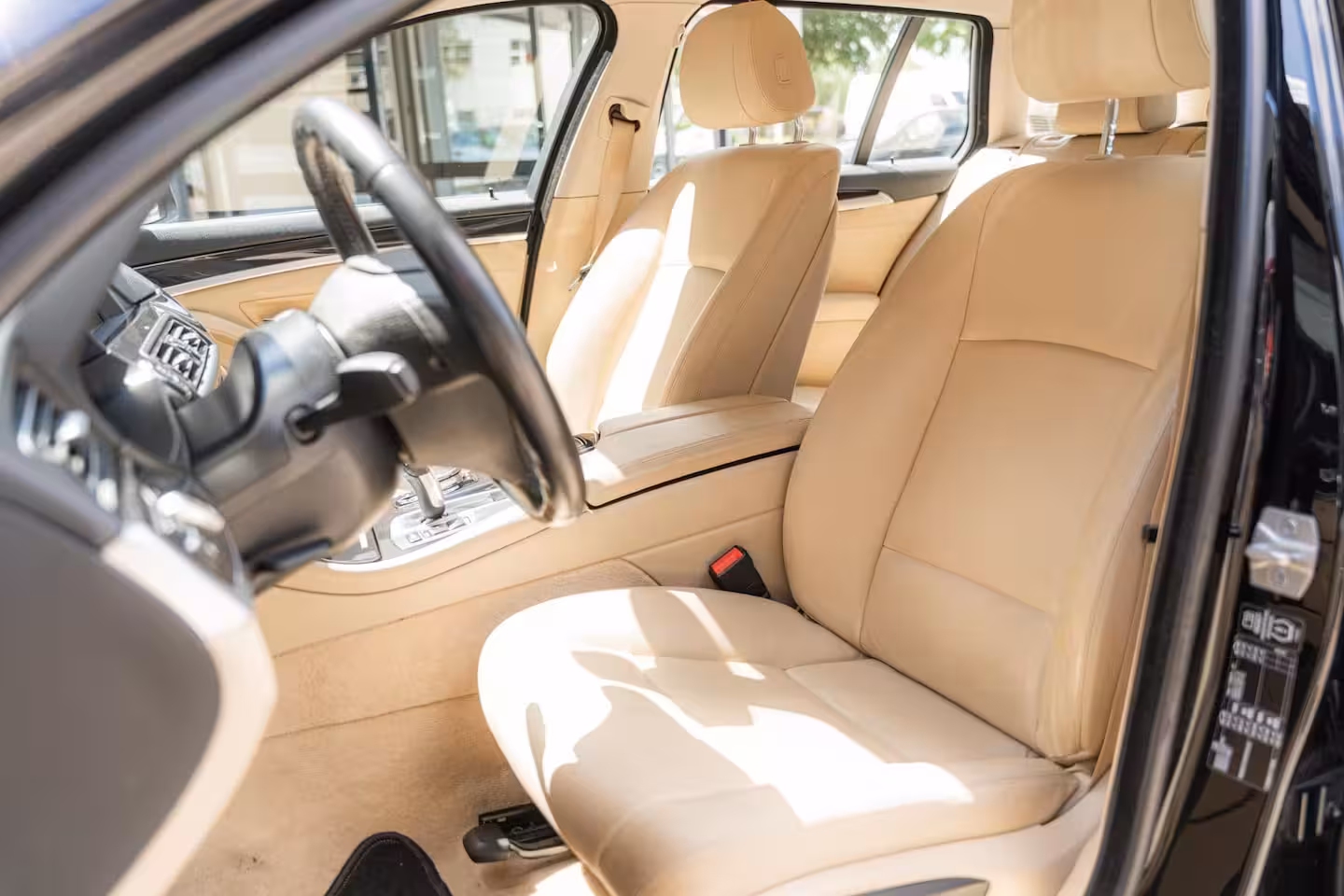 BMW 5-serie Touring 520i Executive CRUISE CONTROL/GOED ONDERHOUDEN/LEDER/STOELVERWARMING/ACHTERUITRIJCAMERA