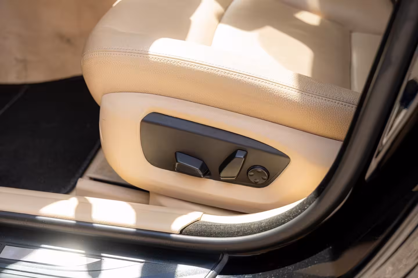 BMW 5-serie Touring 520i Executive CRUISE CONTROL/GOED ONDERHOUDEN/LEDER/STOELVERWARMING/ACHTERUITRIJCAMERA