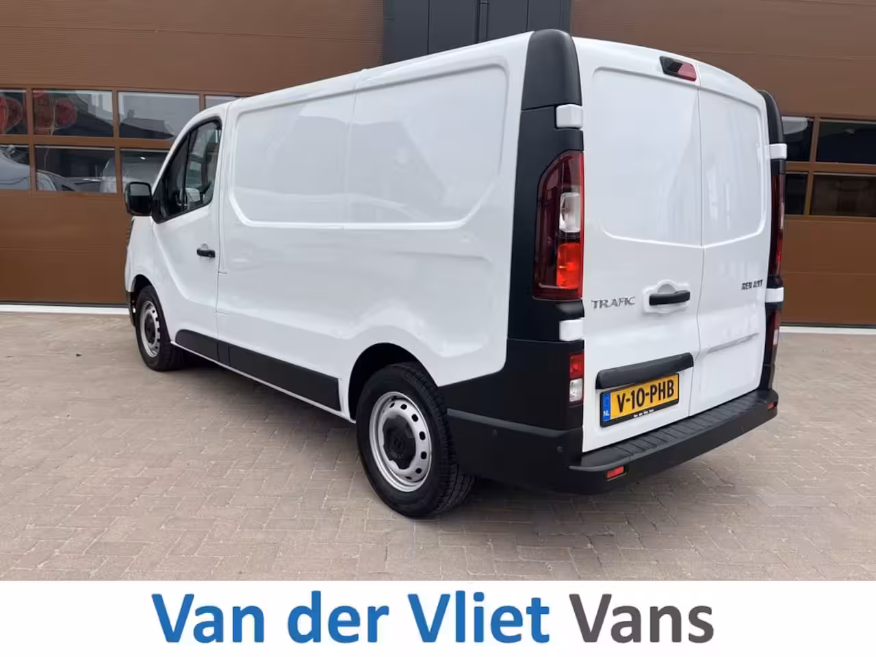 Renault Trafic 2.0 dCi E6 110pk Comfort 3p Lease €287 p/m, Trekhaak, Airco, Navi, Carplay, Camera, PDC, L