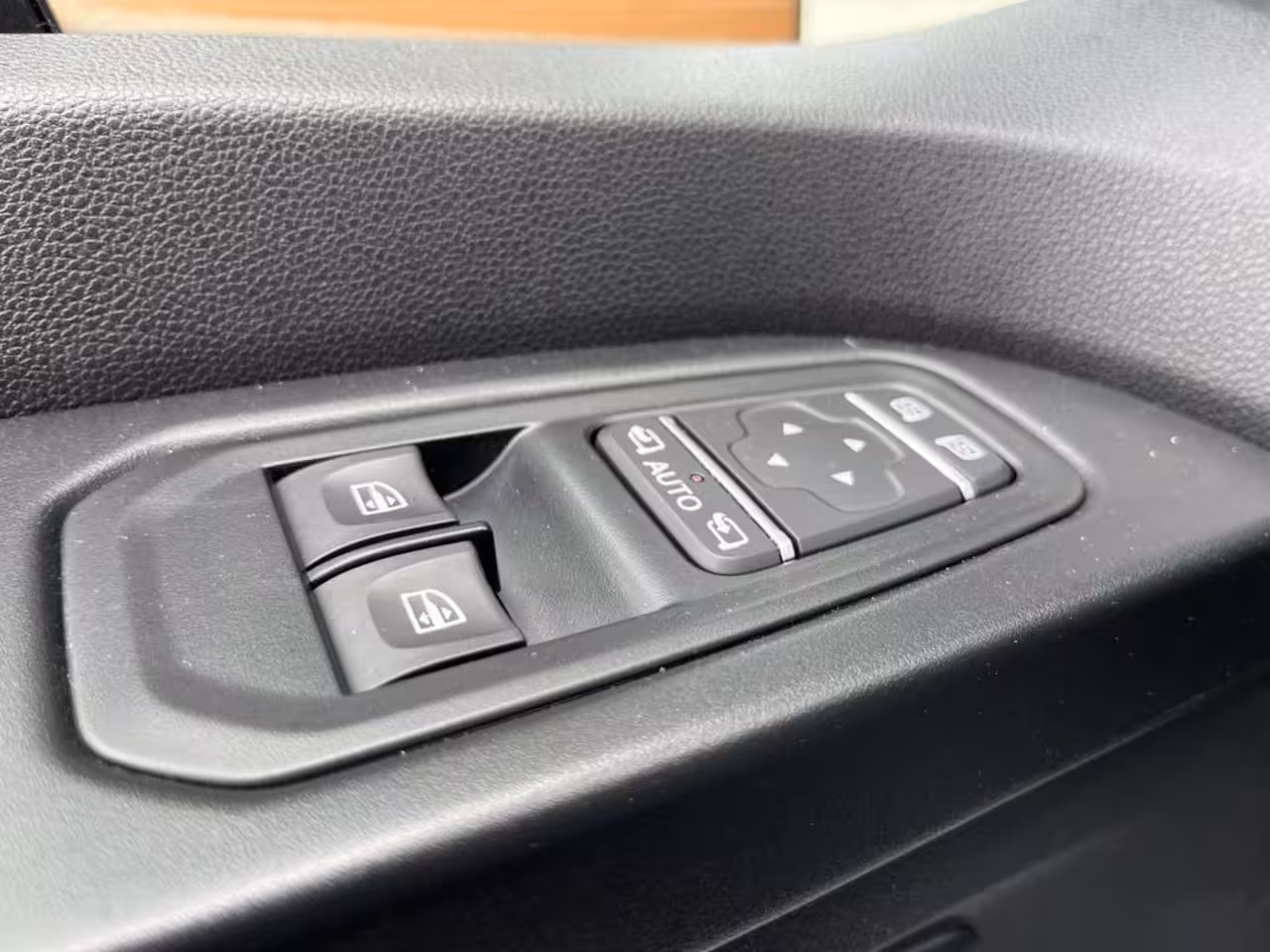 Renault Trafic 2.0 dCi E6 110pk Comfort 3p Lease €287 p/m, Trekhaak, Airco, Navi, Carplay, Camera, PDC, L