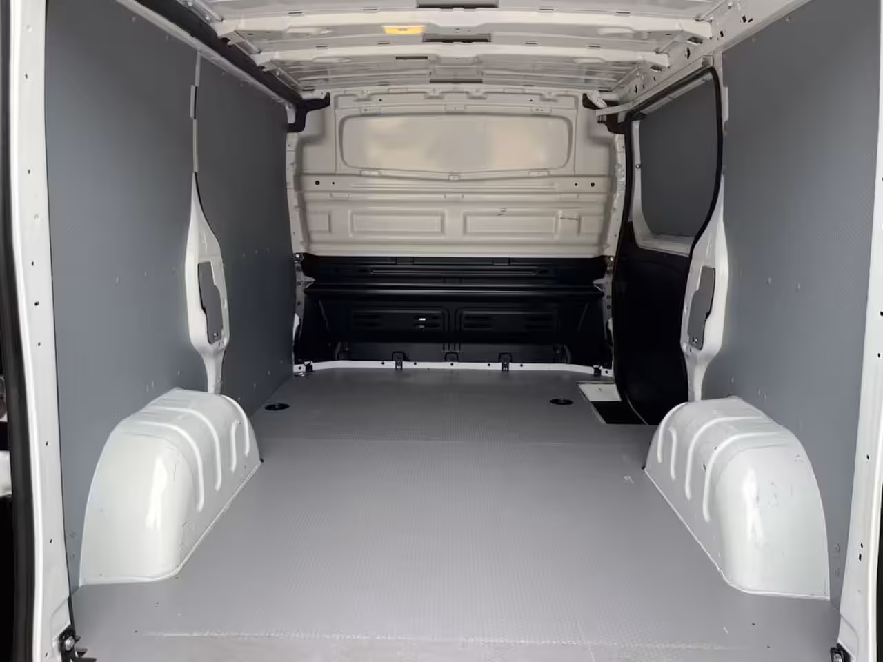 Renault Trafic 2.0 dCi E6 110pk Comfort 3p Lease €287 p/m, Trekhaak, Airco, Navi, Carplay, Camera, PDC, L