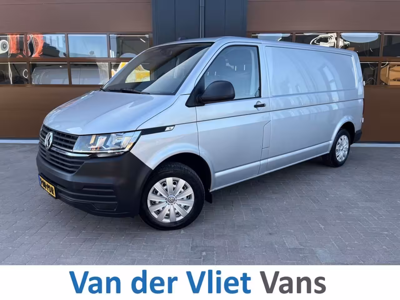 Volkswagen Transporter T6.1 2.0 TDI 150PK E6 L2 Comfortline 3p Lease €389 p/m, Airco, Carplay, PDC V+A, Onderhoud