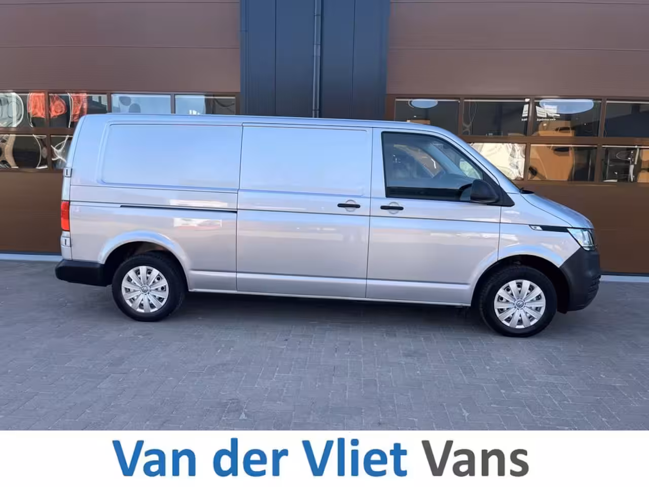 Volkswagen Transporter T6.1 2.0 TDI 150PK E6 L2 Comfortline 3p Lease €389 p/m, Airco, Carplay, PDC V+A, Onderhoud