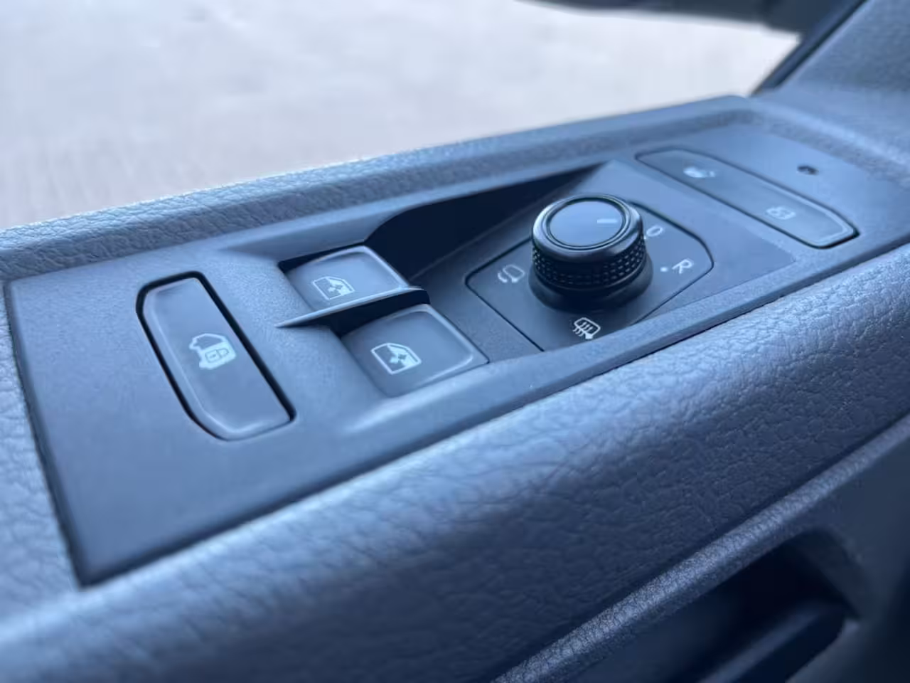 Volkswagen Transporter T6.1 2.0 TDI 150PK E6 L2 Comfortline 3p Lease €389 p/m, Airco, Carplay, PDC V+A, Onderhoud