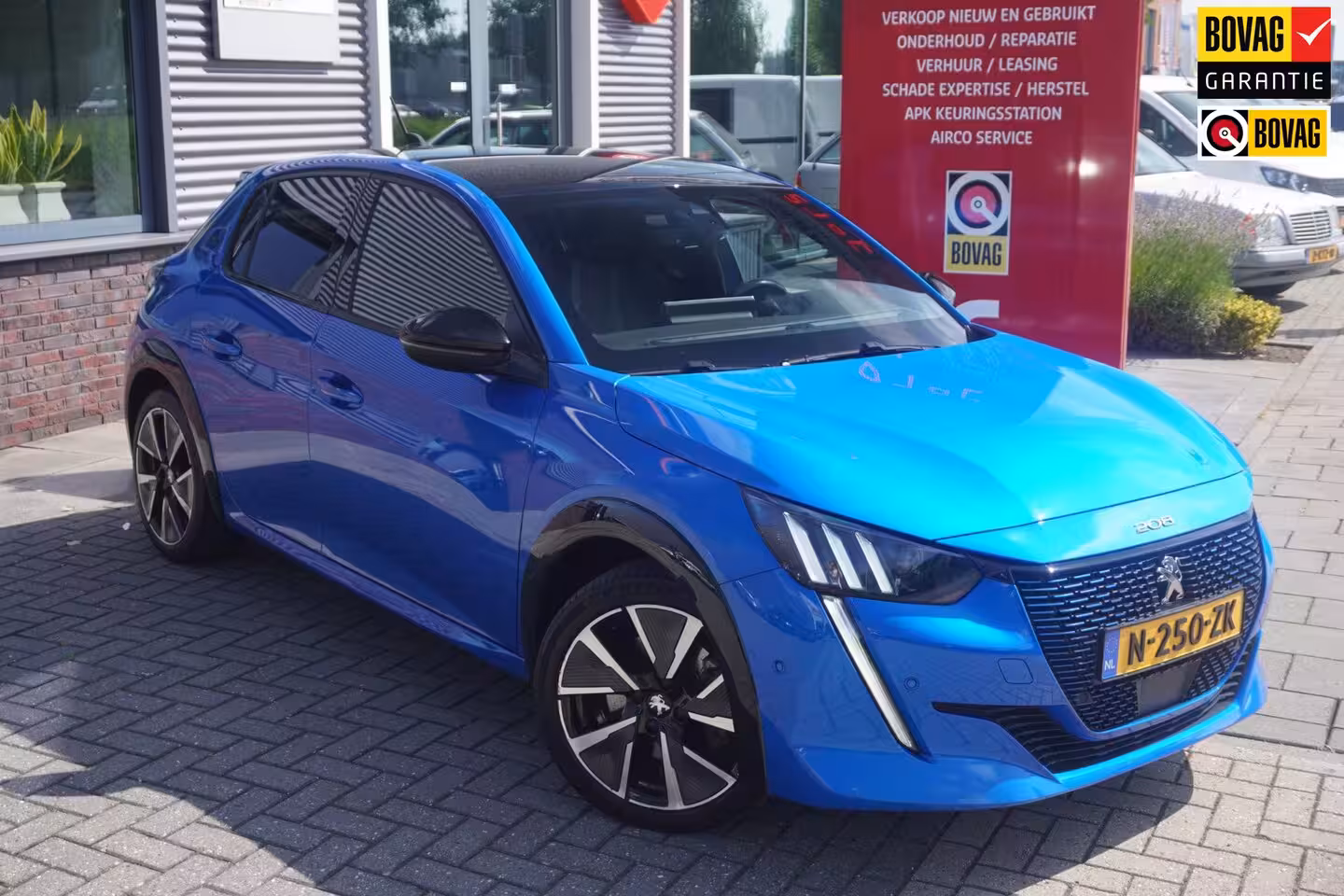 Peugeot e-208 EV GT 350 50 kWh SOH 87, 8 / Carplay / 360 Camera / BLIS