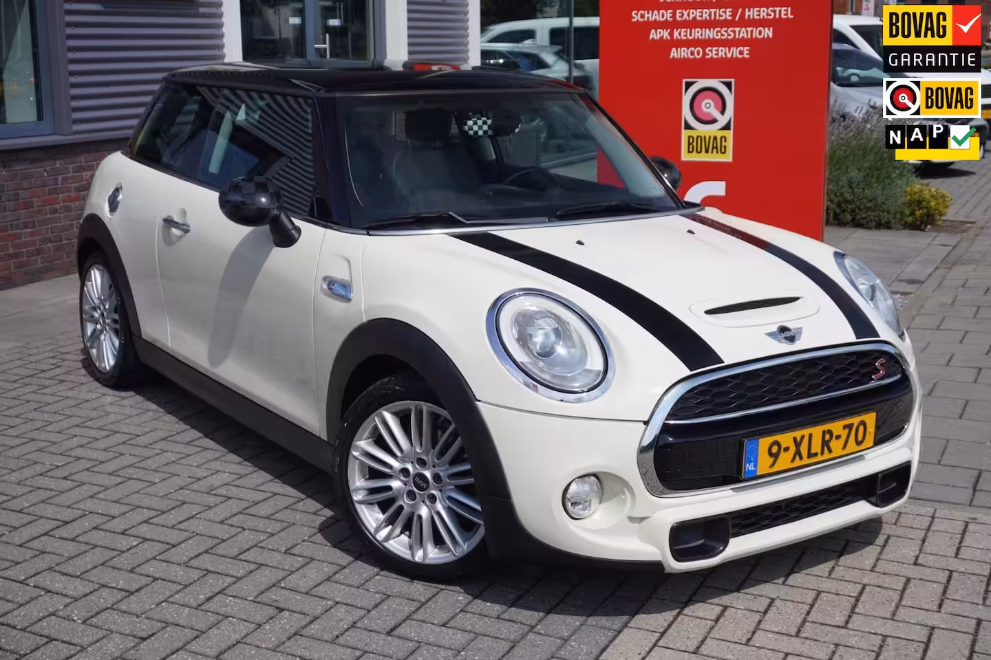 Mini 3-Deurs 2.0 Cooper S Chili / Pano / Leder
