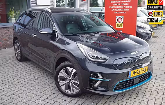 Kia e-Niro DynamicPlusLine 64 kWh / Pano / Carplay / Camera / Stuur en stoelverwarming