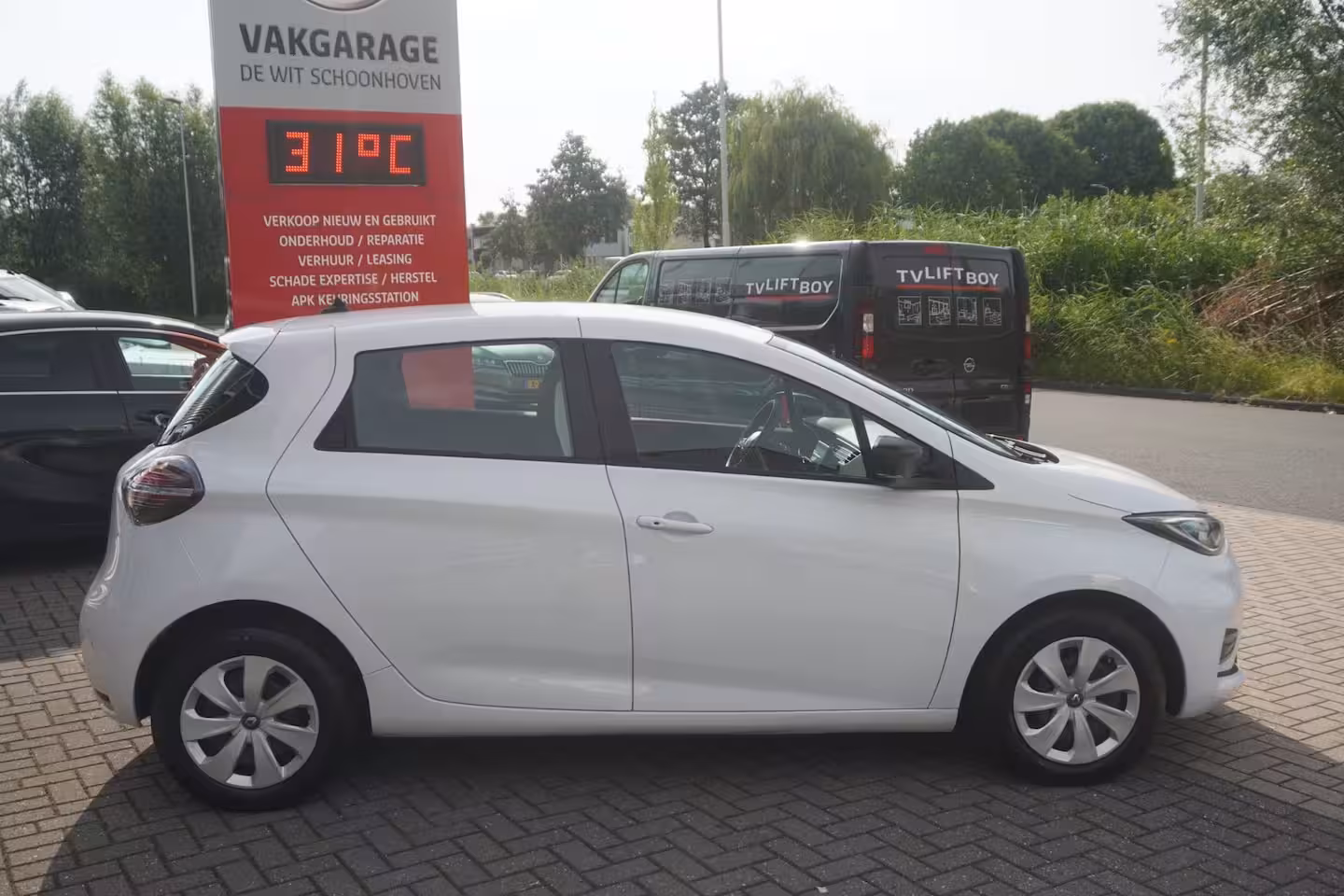 Renault Zoe R110 Life 52 kWh / Climate control / Carplay