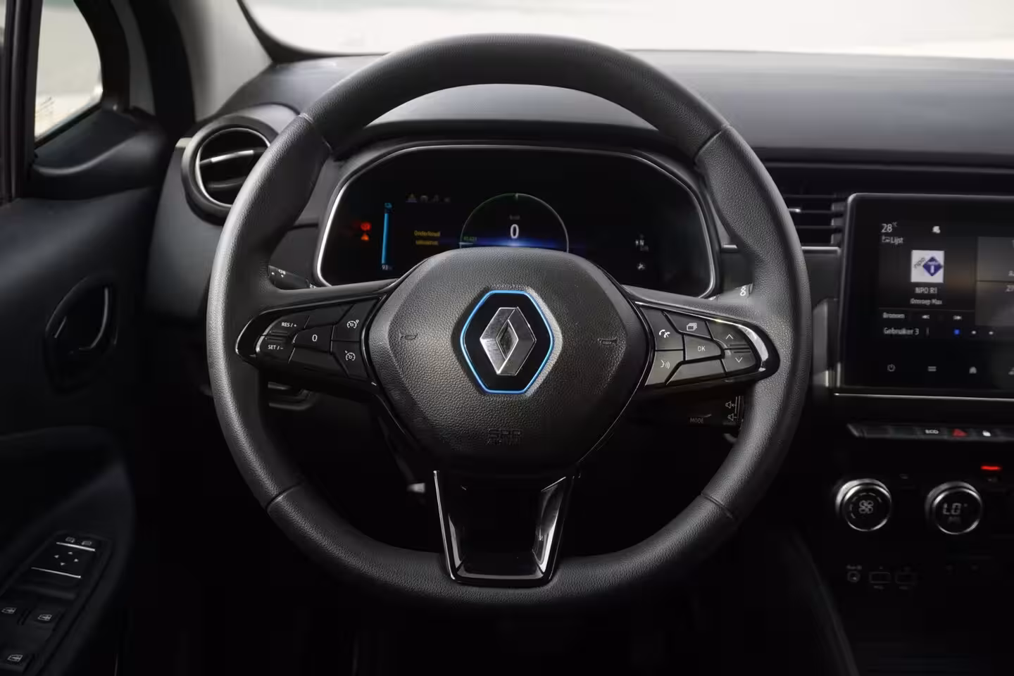 Renault Zoe R110 Life 52 kWh / Climate control / Carplay