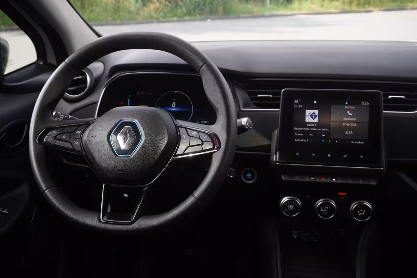 Renault Zoe R110 Life 52 kWh / Climate control / Carplay