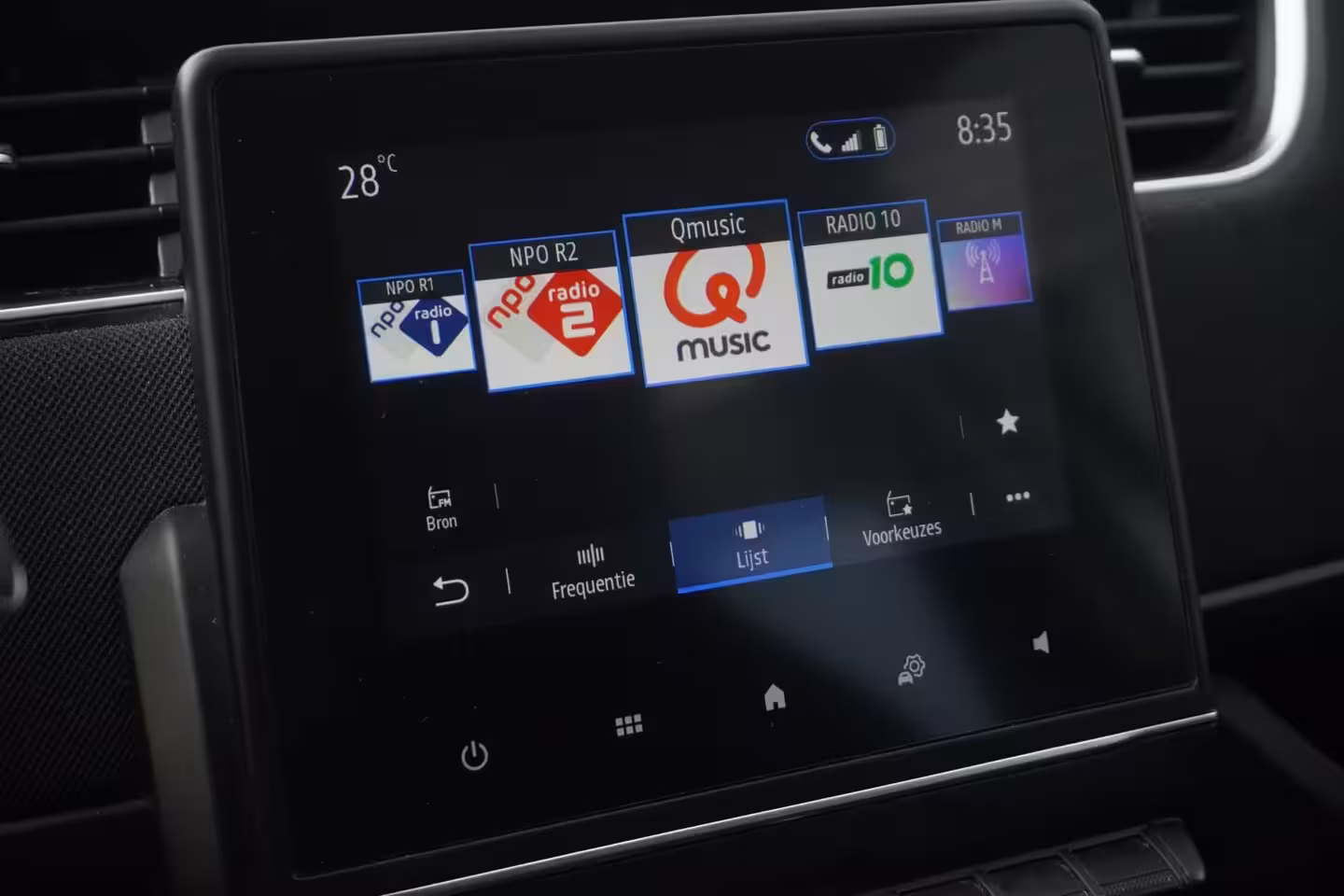 Renault Zoe R110 Life 52 kWh / Climate control / Carplay