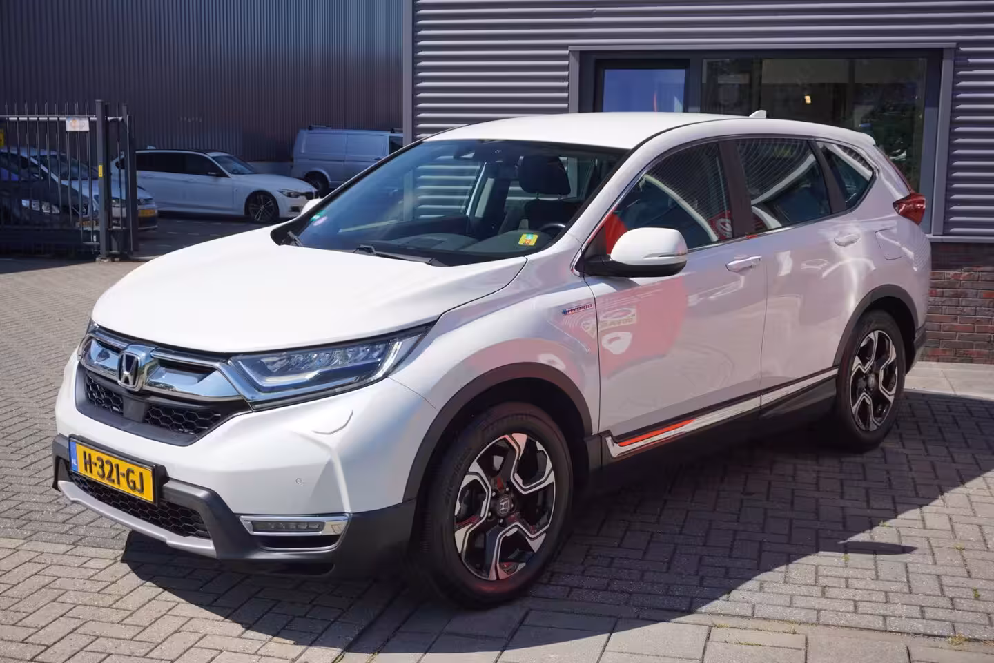 Honda CR-V 2.0 Hybrid Elegance / Incl winterbanden / Carplay / ACC / Camera / Trekhaak / Stoelverwarm